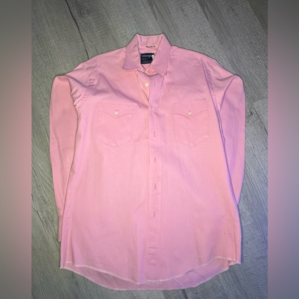 Wrangler Cowboy Cut Pink button up shirt